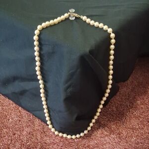 Classic Cream Pearl Strand Necklace - Elegant Women's Jewelry